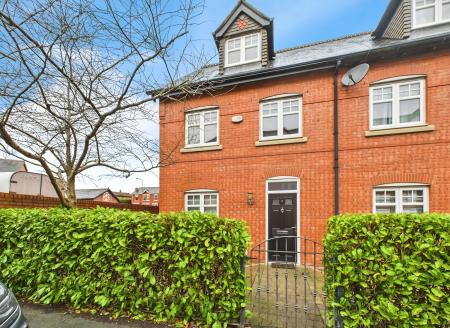 Trevore Drive, Standish, WN1