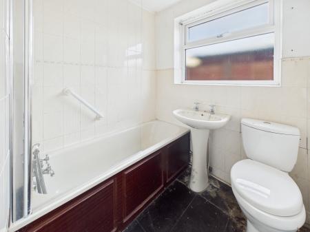 2 bedroom Bungalow for sale in Cranfield Road, Wigan, WN3