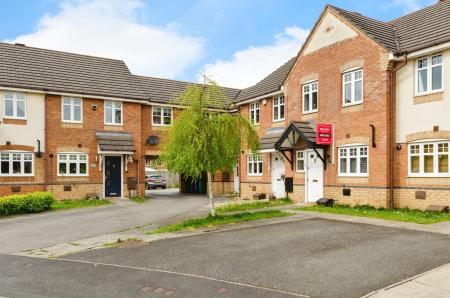3 bedroom Mews house for sale in Stuart Close, Platt Bridge, Wigan, WN2