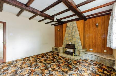 2 bedroom Semi-detached bungalow for sale in Central Drive, Shevington, Wigan, WN6