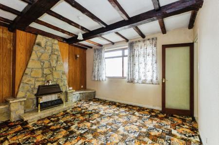 2 bedroom Semi-detached bungalow for sale in Central Drive, Shevington, Wigan, WN6