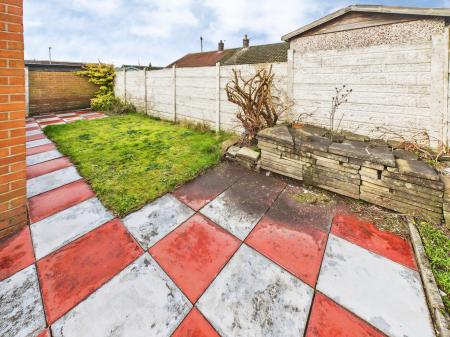 2 bedroom Bungalow for sale in Fir Tree Drive, Wigan, WN3