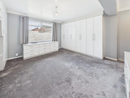 2 bedroom Bungalow for sale in Fir Tree Drive, Wigan, WN3