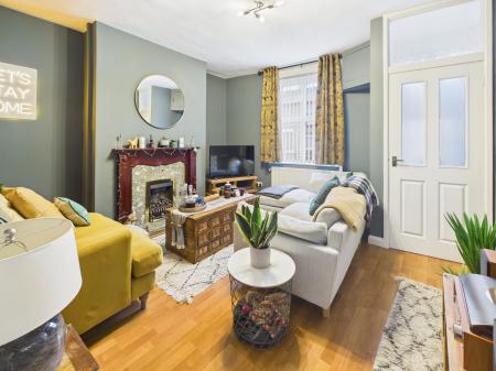 2 bedroom Terraced House for sale in Warrington Road, Abram, WN2