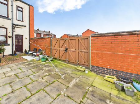 2 bedroom Terraced House for sale in Warrington Road, Abram, WN2