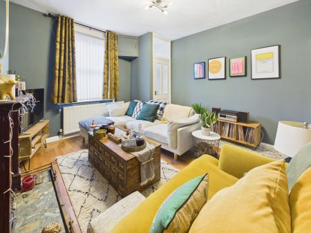 2 bedroom Terraced House for sale in Warrington Road, Abram, WN2