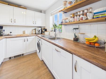 5 bedroom Detached house for sale in Ravenswood Drive, Hindley, Wigan, WN2