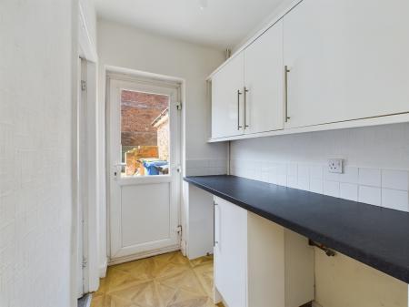 4 bedroom Terraced House to let in Park Road, Springfield, Wigan, WN1