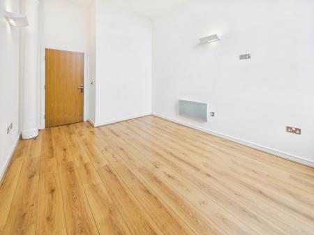 2 bedroom Flat to let in Trencherfield Mill, Heritage Way, Wigan, WN3