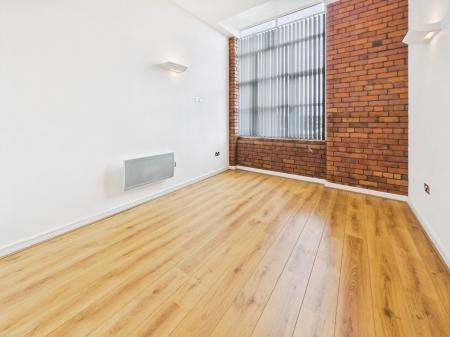 2 bedroom Flat to let in Trencherfield Mill, Heritage Way, Wigan, WN3