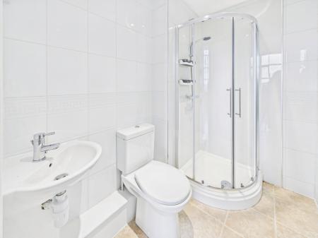 2 bedroom Flat to let in Trencherfield Mill, Heritage Way, Wigan, WN3