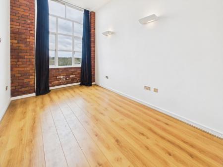 2 bedroom Flat to let in Trencherfield Mill, Heritage Way, Wigan, WN3