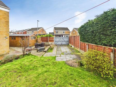 4 bedroom Semi-detached house for sale in Grebe Close, Wigan, WN3