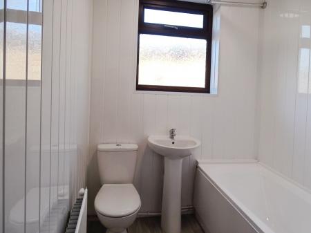 2 bedroom Terraced House to let in Second Avenue, Wigan, WN6