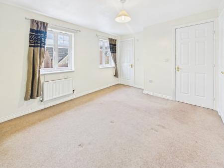 3 bedroom Detached house to let in Dartington Road, Platt Bridge, Wigan, WN2