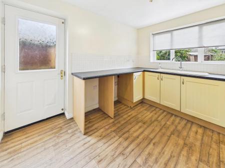 3 bedroom Detached house to let in Dartington Road, Platt Bridge, Wigan, WN2