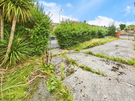 4 bedroom Detached house for sale in Whelley, Whelley, Wigan, WN1