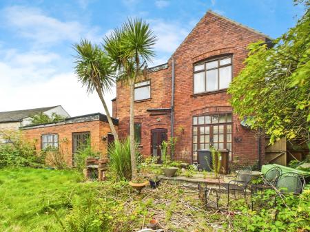 4 bedroom Detached house for sale in Whelley, Whelley, Wigan, WN1