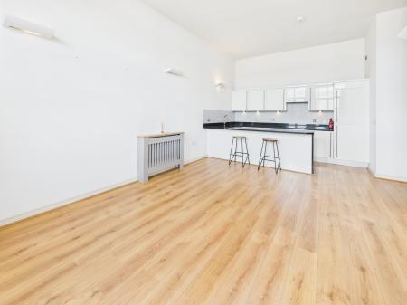 2 bedroom Flat to let in Trencherfield Mill, Wigan, WN3