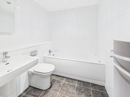 2 bedroom Flat to let in Trencherfield Mill, Wigan, WN3