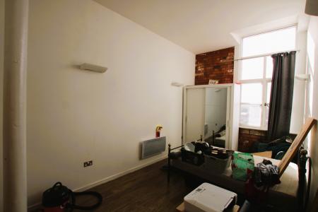 2 bedroom Flat to let in Trencherfield Mill, Wigan, WN3