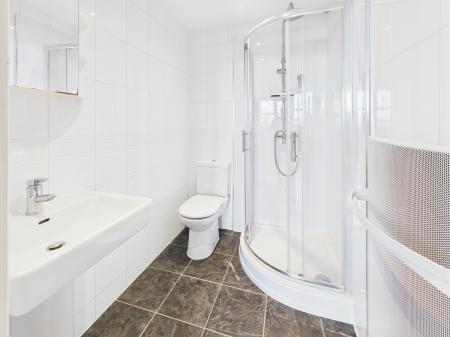 2 bedroom Flat to let in Trencherfield Mill, Wigan, WN3