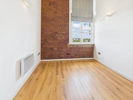 2 bedroom Flat to let in Trencherfield Mill, Wigan, WN3