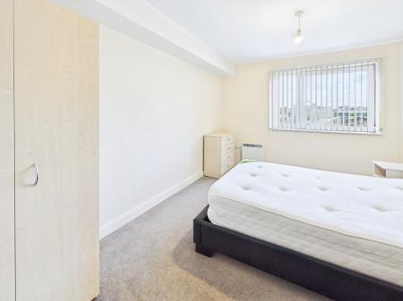 2 bedroom Flat to let in Wharfside, Heritage Way, Wigan, WN3