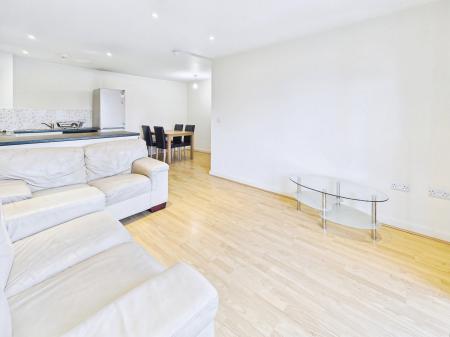 2 bedroom Flat to let in Wharfside, Heritage Way, Wigan, WN3