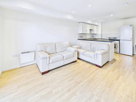 2 bedroom Flat to let in Wharfside, Heritage Way, Wigan, WN3