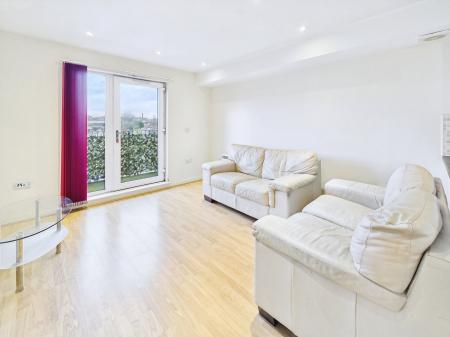 2 bedroom Flat to let in Wharfside, Heritage Way, Wigan, WN3