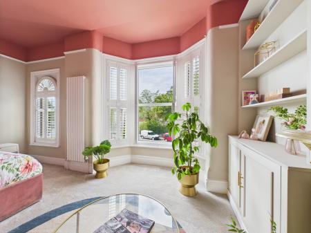 3 bedroom Semi-detached house for sale in Ormskirk road, Wigan, WN5