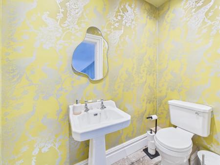 3 bedroom Semi-detached house for sale in Ormskirk road, Wigan, WN5