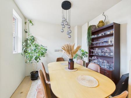 3 bedroom Semi-detached house for sale in Ormskirk Road, Wigan, WN5