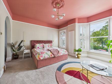 3 bedroom Semi-detached house for sale in Ormskirk road, Wigan, WN5