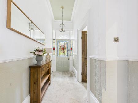 3 bedroom Semi-detached house for sale in Ormskirk Road, Wigan, WN5