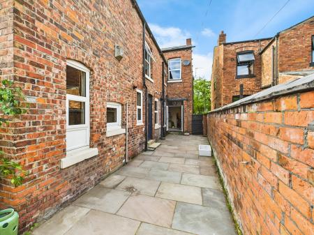 3 bedroom Semi-detached house for sale in Ormskirk Road, Wigan, WN5
