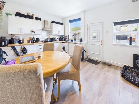 2 bedroom Terraced House for sale in Albert Street, Wigan, WN5