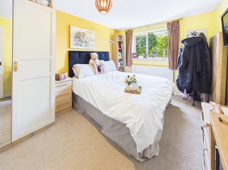 2 bedroom Flat for sale in Beaumont Grove, Orrell, WN5