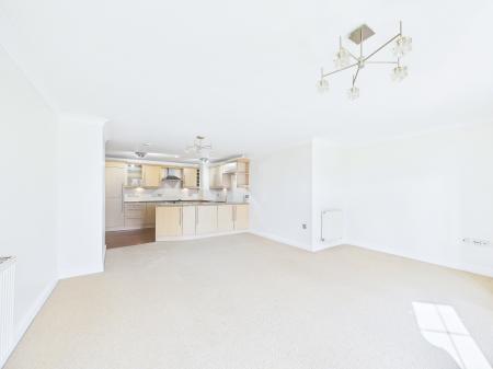 2 bedroom Flat for sale in Wigan Road, Wigan, WN1