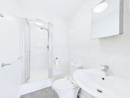 2 bedroom Flat for sale in Wigan Road, Wigan, WN1