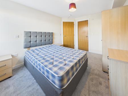 2 bedroom Flat to let in Wharfside, Heritage Way, Wigan, WN3