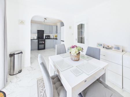 2 bedroom Bungalow for sale in Wescott Drive, Wigan, WN3