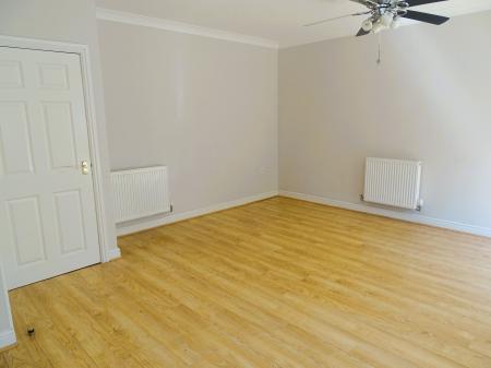 3 bedroom Town house to let in Dacre Way, Cottam, Preston, PR4