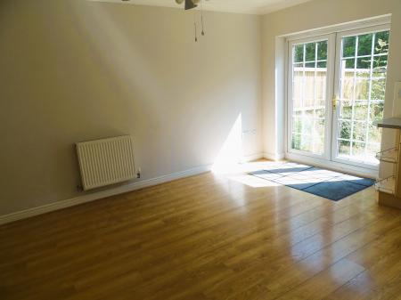 3 bedroom Town house to let in Dacre Way, Cottam, Preston, PR4