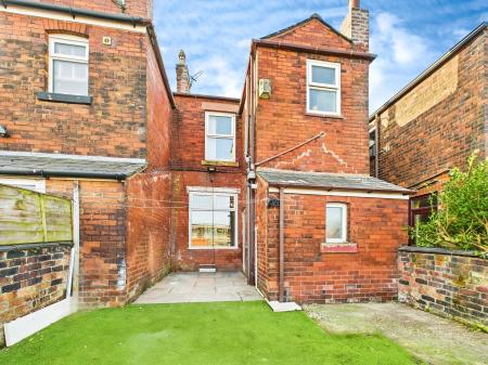 3 bedroom Terraced House to let in Warrington Road, Wigan, WN3