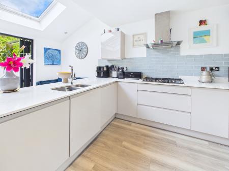 4 bedroom Detached house for sale in Broadfern, Standish, WN6