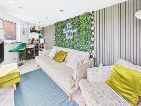 4 bedroom Detached house for sale in Broadfern, Standish, WN6