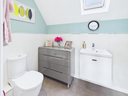 4 bedroom Detached house for sale in Broadfern, Standish, WN6