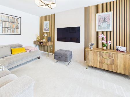 4 bedroom Detached house for sale in Broadfern, Standish, WN6